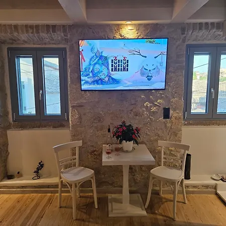 Julia's Village Apartament